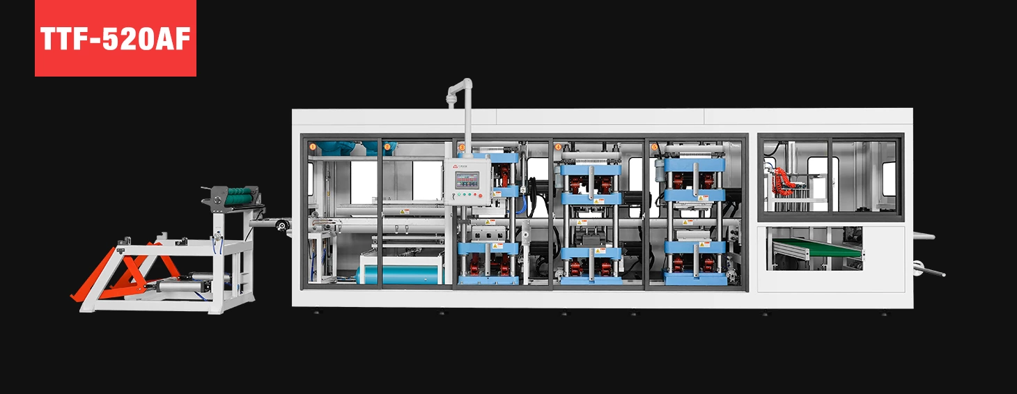 Machine de thermoformage de plastique à quatre stations