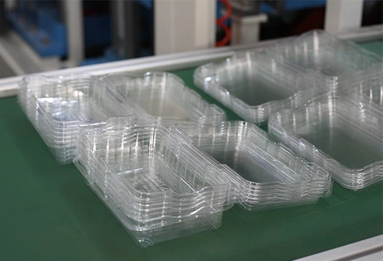 Three-station Plastic Thermoforming Machine